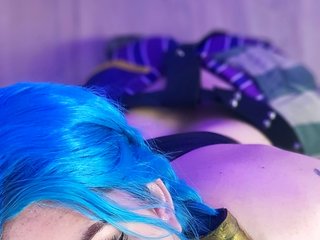 Erotični video klepet RainyStorm