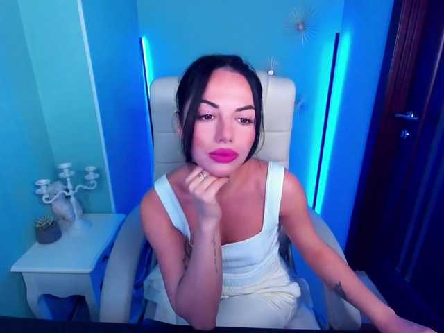 Oddajajo posnetke zaslona Addicted_to_u