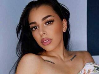 Erotični video klepet RayssaRays