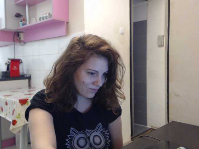 Oddajajo posnetke zaslona Red_rose693