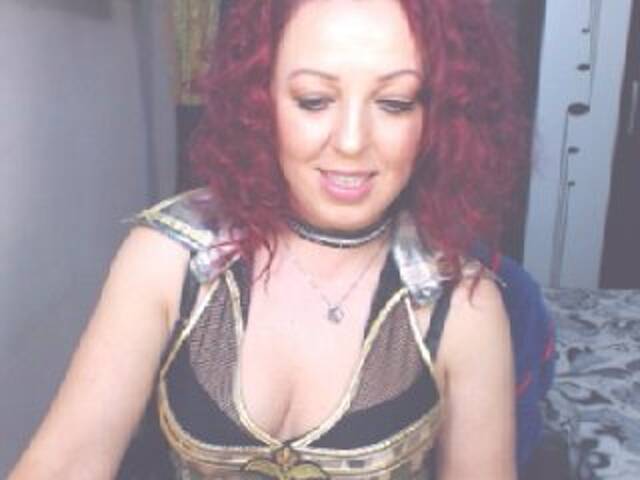 Oddajajo posnetke zaslona RedAngel1