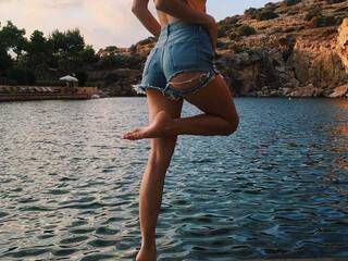 Erotični video klepet RedBeast69