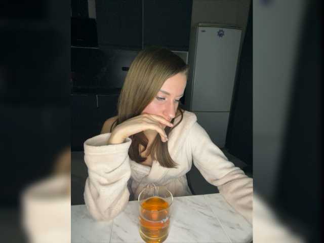 Oddajajo posnetke zaslona RedDevilBaby