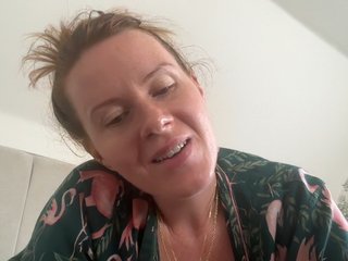 Erotični video klepet REDHEADROSIE