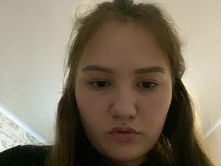 Erotični video klepet Regina-Lynne