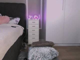 Erotični video klepet ReyaBlake