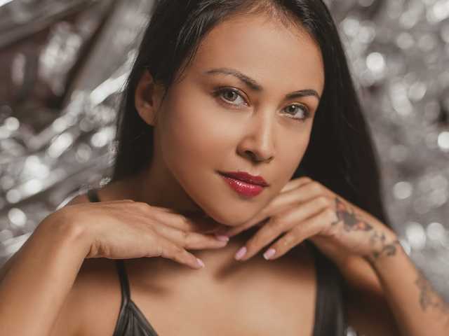 Fotografija profila Riley-Black