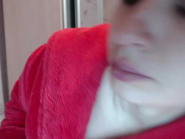 Oddajajo posnetke zaslona Tifffannny