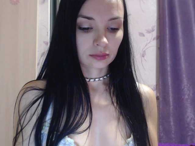 Oddajajo posnetke zaslona Tifffannny