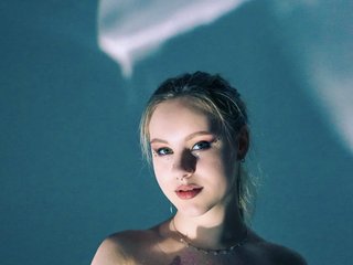 Erotični video klepet Rinaaaa-cherry