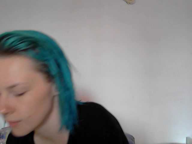 Oddajajo posnetke zaslona Ritarainxxx