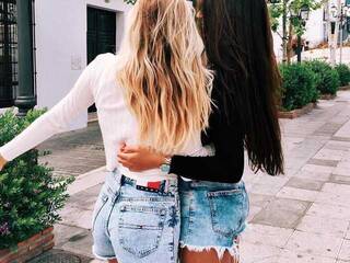 Erotični video klepet RokosBasilisk