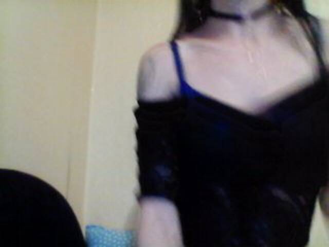 Oddajajo posnetke zaslona romasheri