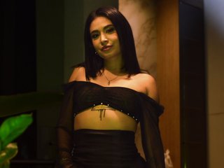 Erotični video klepet RosalineBenz