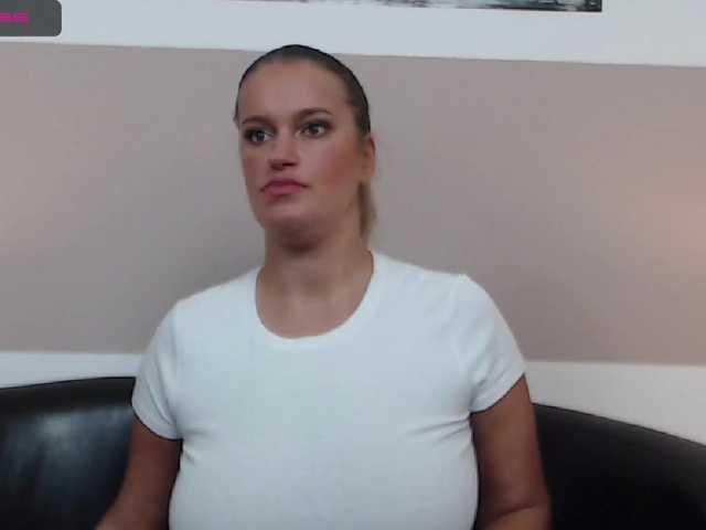 Oddajajo posnetke zaslona Roselyn25