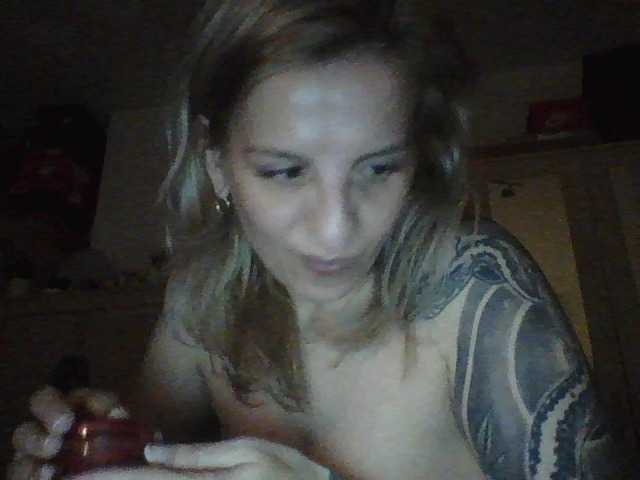 Oddajajo posnetke zaslona Rosymara