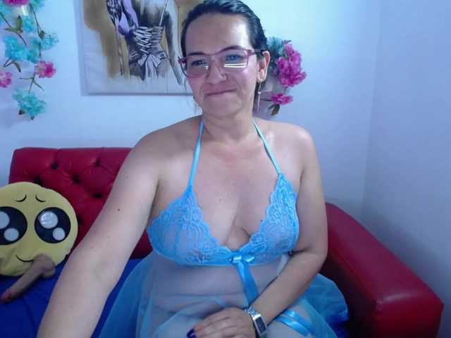 Fotografije rubybrownn so i like play with my body, I want to have fun and that you make me feel the real one placer