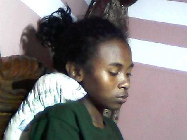 Oddajajo posnetke zaslona Rynniah2