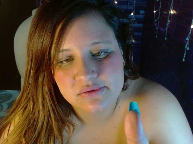 Oddajajo posnetke zaslona SabrinaQueen04