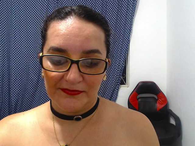 Fotografije SaimaJayeb ! I love man flirtatious and very affectionate *** Make me vibrate and my Squirt is ready for you ***#lovense #squirt #mature #bj #anal #pvt
