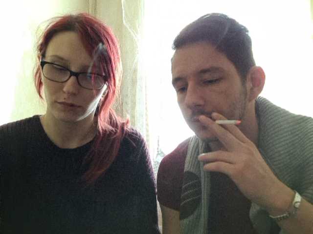 Oddajajo posnetke zaslona SaintVSsinner