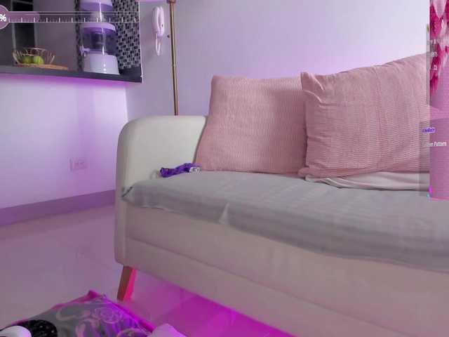 Oddajajo posnetke zaslona SallyeLeins