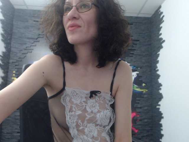 Oddajajo posnetke zaslona SallySnatch