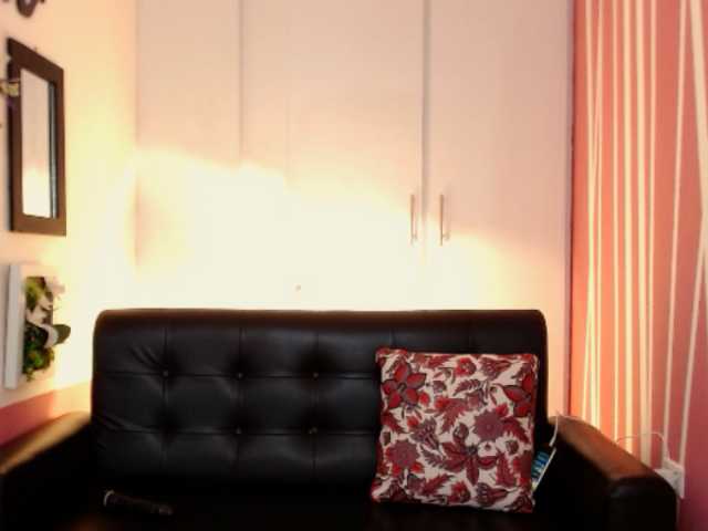 Oddajajo posnetke zaslona Sam-Lopez