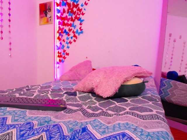 Oddajajo posnetke zaslona Sammyviolet