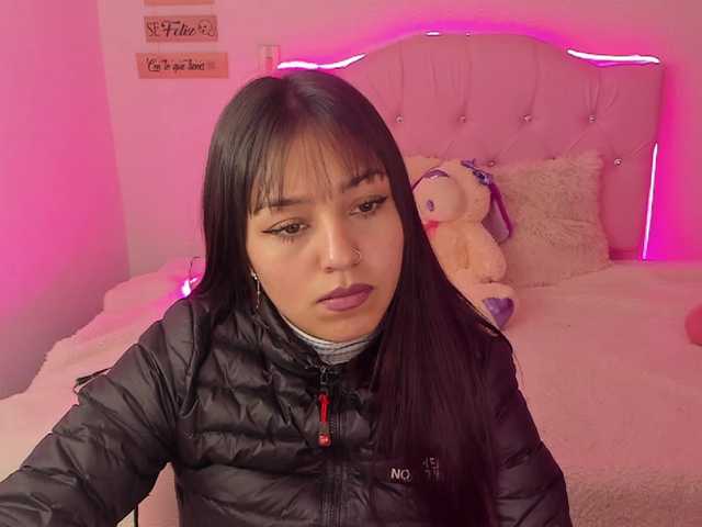 Oddajajo posnetke zaslona SaraaBryce