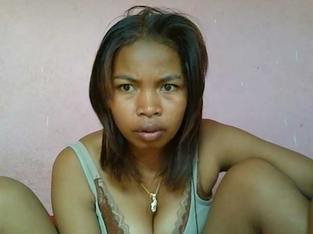 Oddajajo posnetke zaslona SaraBirds