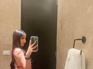 Erotični video klepet SaraDevoe