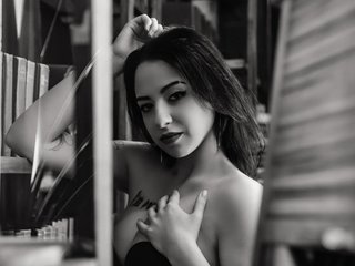 Erotični video klepet Sarah-Dumont
