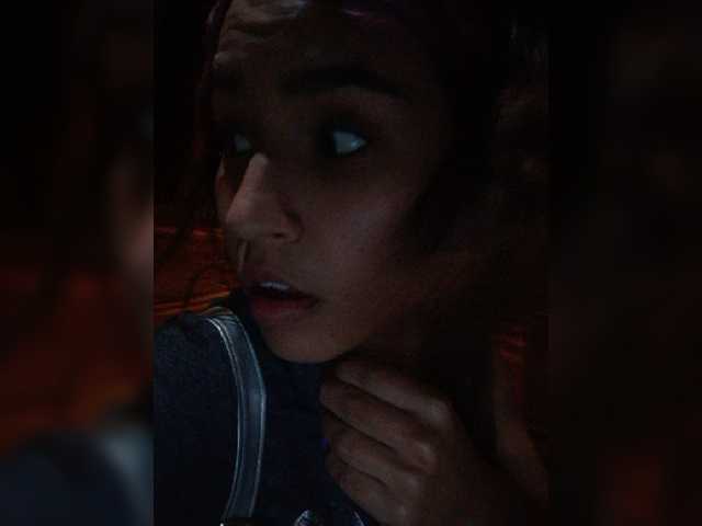 Oddajajo posnetke zaslona saraithot