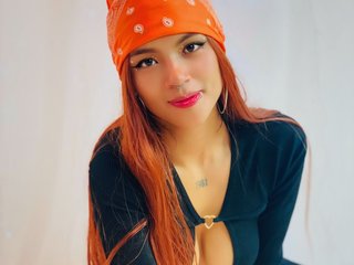 Erotični video klepet SaraLoveee