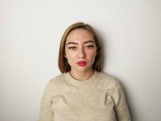 Erotični video klepet SaraVega