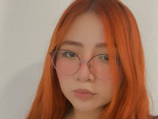 Erotični video klepet SashaAdamss