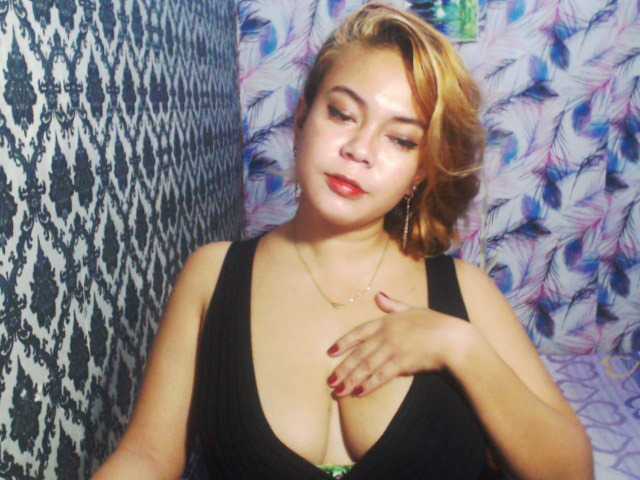 Oddajajo posnetke zaslona SassyClit