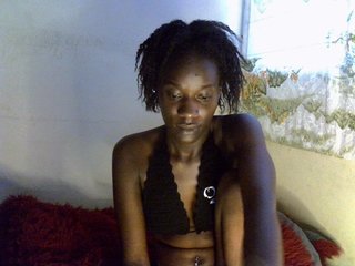 Erotični video klepet Savagetonguee