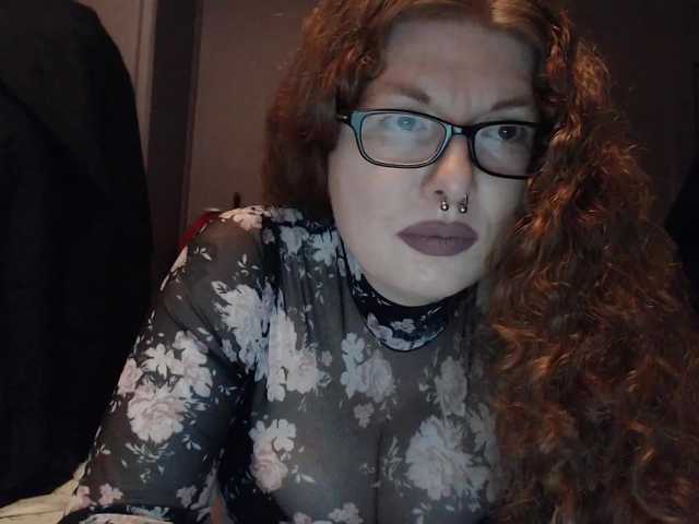 Oddajajo posnetke zaslona ScarlettJade