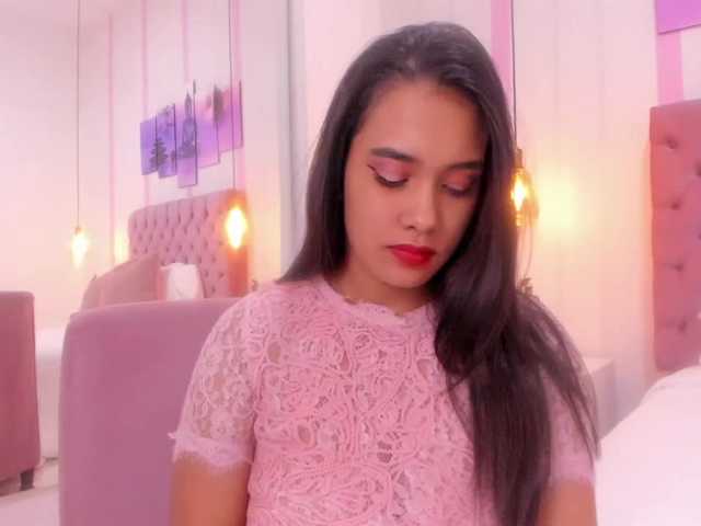 Oddajajo posnetke zaslona Scarlygil