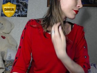 Oddajajo posnetke zaslona SensualVicci