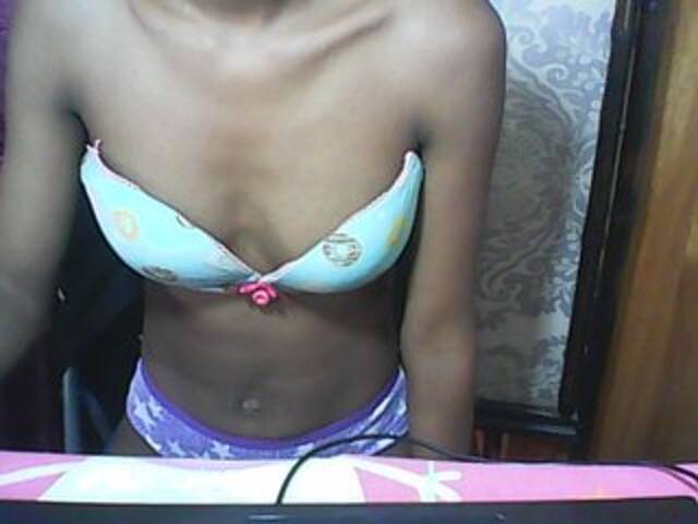 Oddajajo posnetke zaslona seryfa