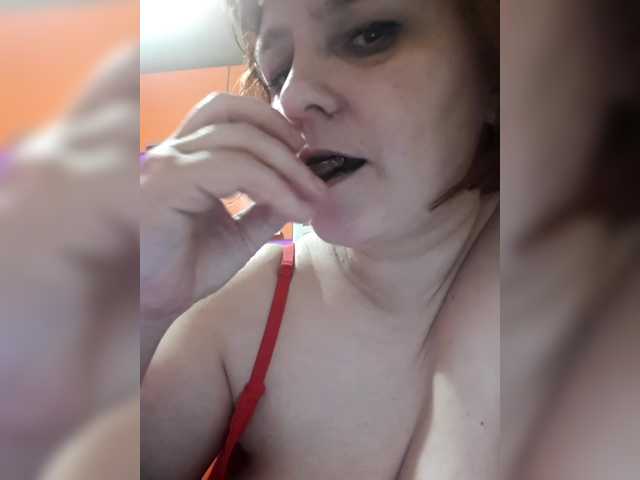 Oddajajo posnetke zaslona sexmarisha2