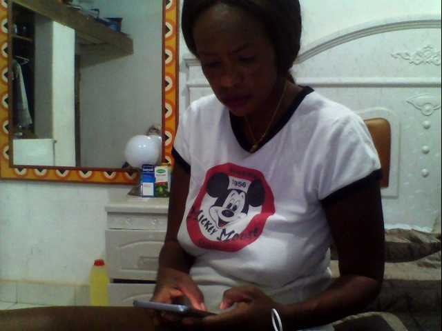 Oddajajo posnetke zaslona sexwildfire