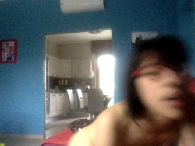 Oddajajo posnetke zaslona Sexy_Arco