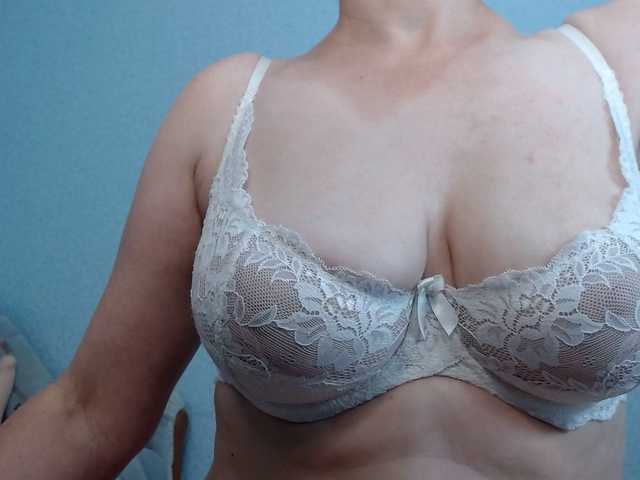 Oddajajo posnetke zaslona SexYagodka