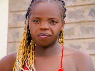 Erotični video klepet Sexyamadah-012