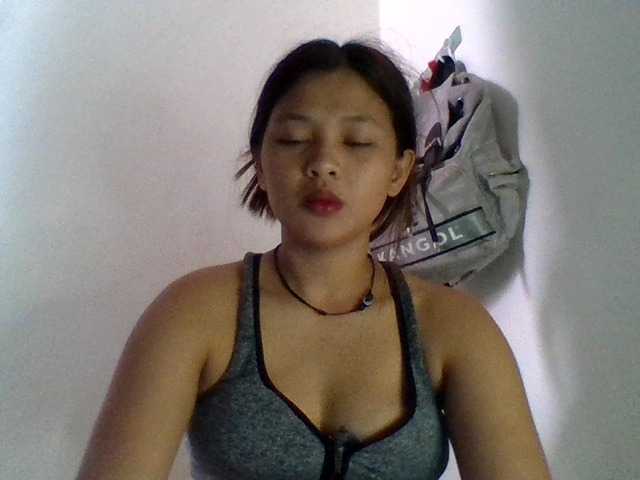 Oddajajo posnetke zaslona sexyasian69