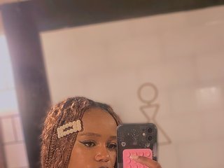 Erotični video klepet SexyBaddie